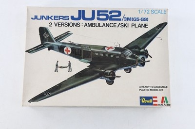 Revell Italaerei Junkers JU52 2 Versions Ambulance/Ski Plane 1/72 Model Kit