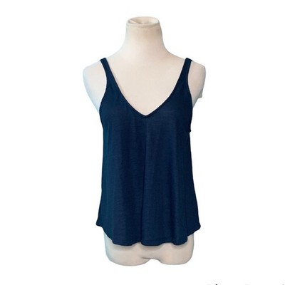 Spirited Boutique blue minimalist tank top size small