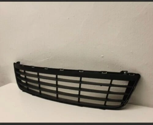 Grelha de para-choque dianteiro 71721M83P00 nova do fabricante de equipamento original para Suzuki Swift 2014-17 - Imagem 3 de 4