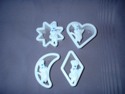 moon plastic cookie cutter 4/"