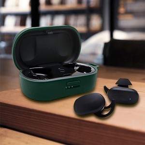 Silicone Protective Case With Carabiner Compatible For Earbuds Charging Ca SLK
