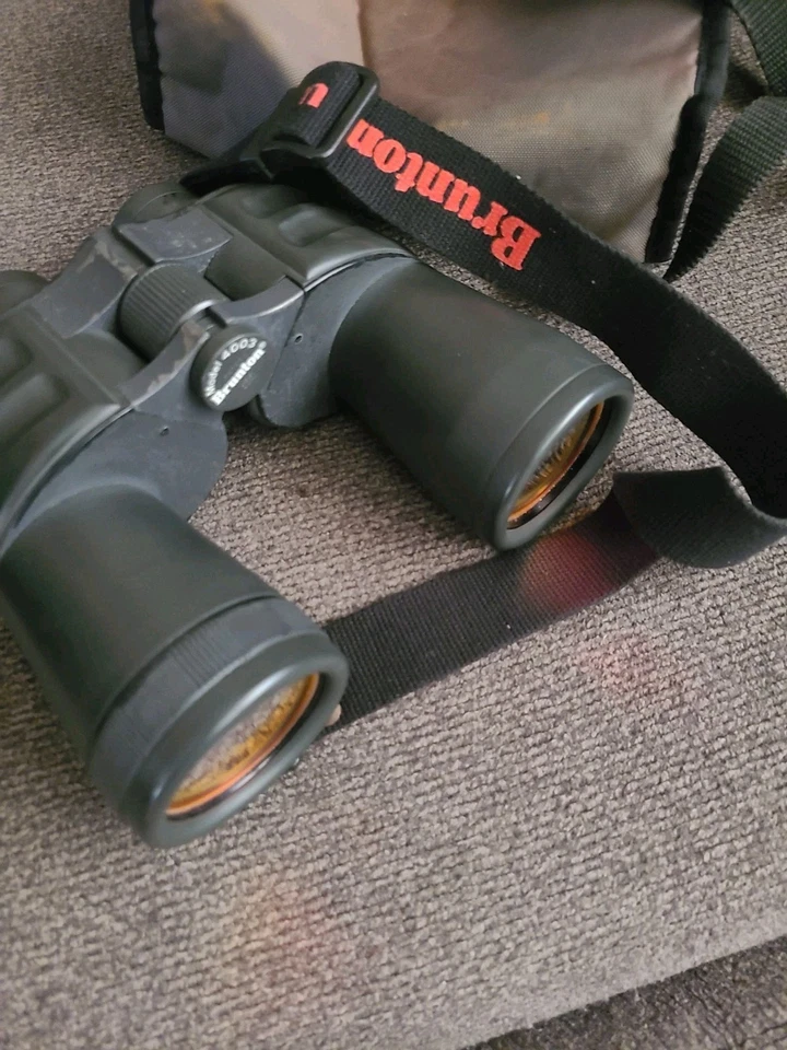 BRUNTON ETERNA 10X50 4003. Leer descripción. Buen estado de funcionamiento. E4 Foto 4 de 4