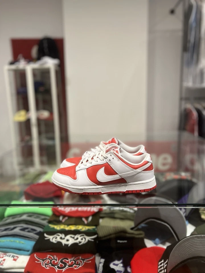 Nike Dunk Low Championship Rojo Talla: 9 Foto 2 de 4