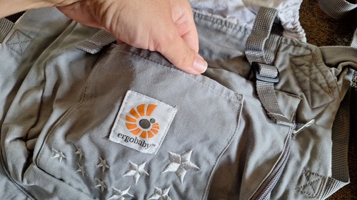 Ergobaby Carrier Original- Three-Way Baby Carrier One Size Galaxy Grey - Picture 7 of 22