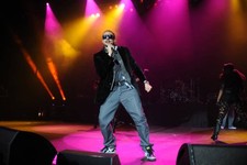 Sean Paul performs at Hard Rock Live! in the Seminole Hard Rock Ho- Old Photo 3