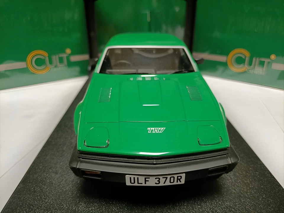 Cult 1:18 Triumph TR7 Coupe 1979 Green Resin Simulation Coupe Model - Image 4 of 4