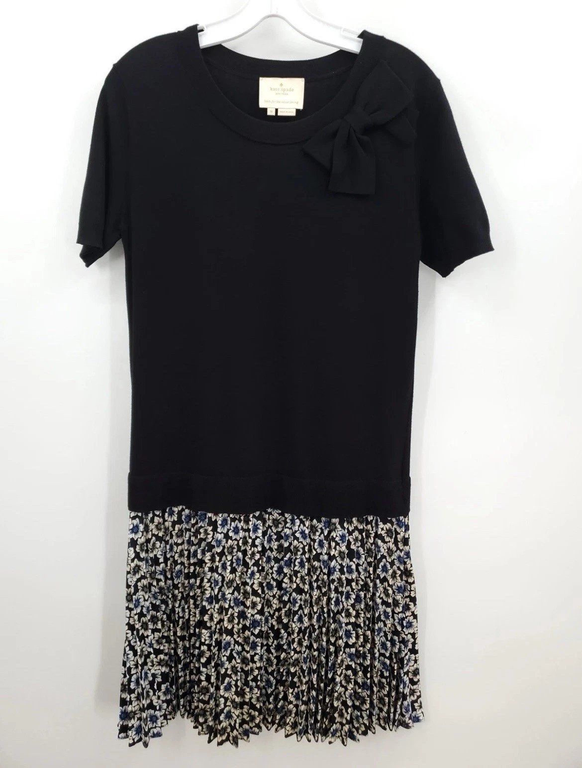 Abito medio Kate Spade Hollyhock nero in maglia e blu floreale