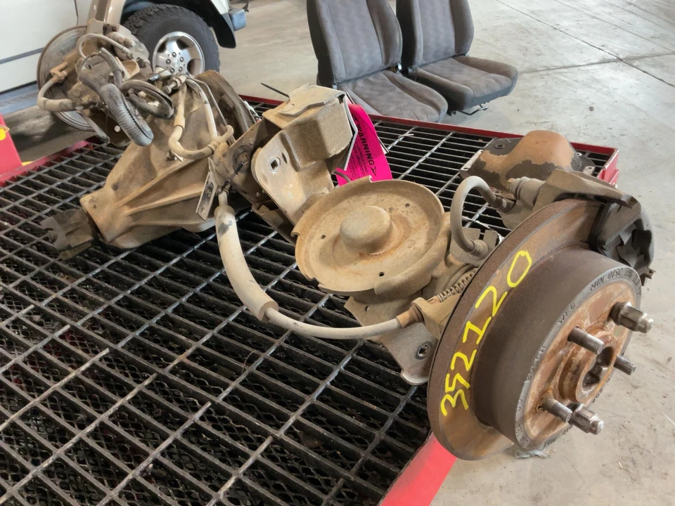 Jeep TJ Wrangler OEM Rubicon Dana 44 Rear Axle w Tru-Lok Locker 2003-2006 19918 Foto 4 de 4