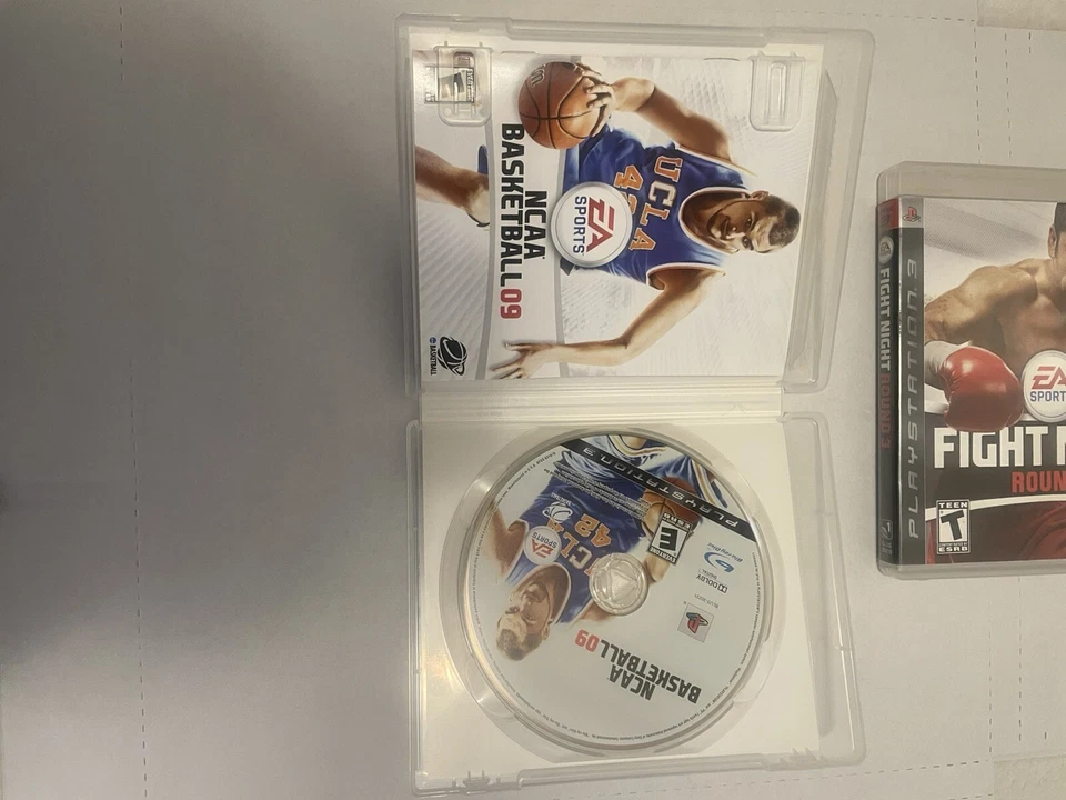 Baloncesto NCAA 09 + Fight Night Rd 3 Foto 4 de 4