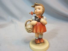 Vintage Reproduction By Schmid 1984 2nd Edition Girl Figurine Berta Hummel