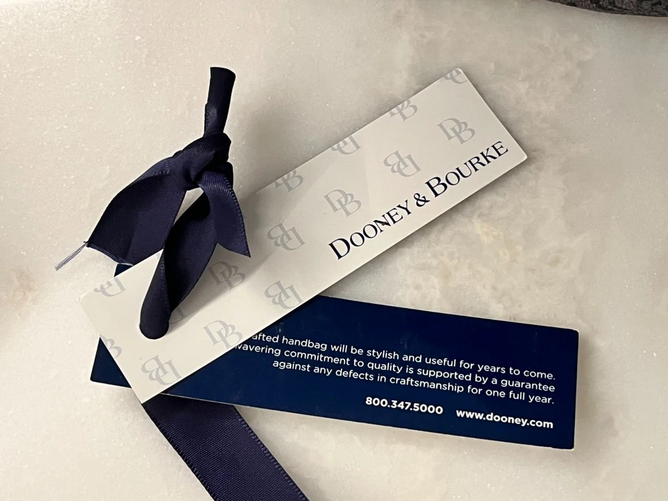 Papel de parede Disney Dooney and Bourke Haunted Mansion cinza bolsa grande excelente estado - Imagem 2 de 4