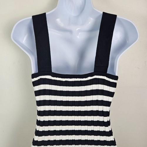 Damen mittelgestreiftes figurbetontes geripptes Strick-Midikleid quadratischer Ausschnitt & Seitenschlitz - Bild 7 von 10