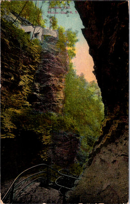 Vintage Postcard White River Junction Vermont Quechee Gulf Trees Cliffs Sky