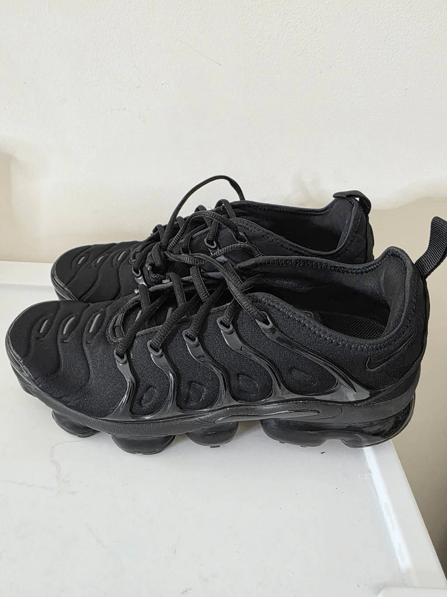 Preços baixos em Nike Air VaporMax Plus Low Triple Black | eBay