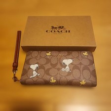 COACH Snoopy Long Wallet CB