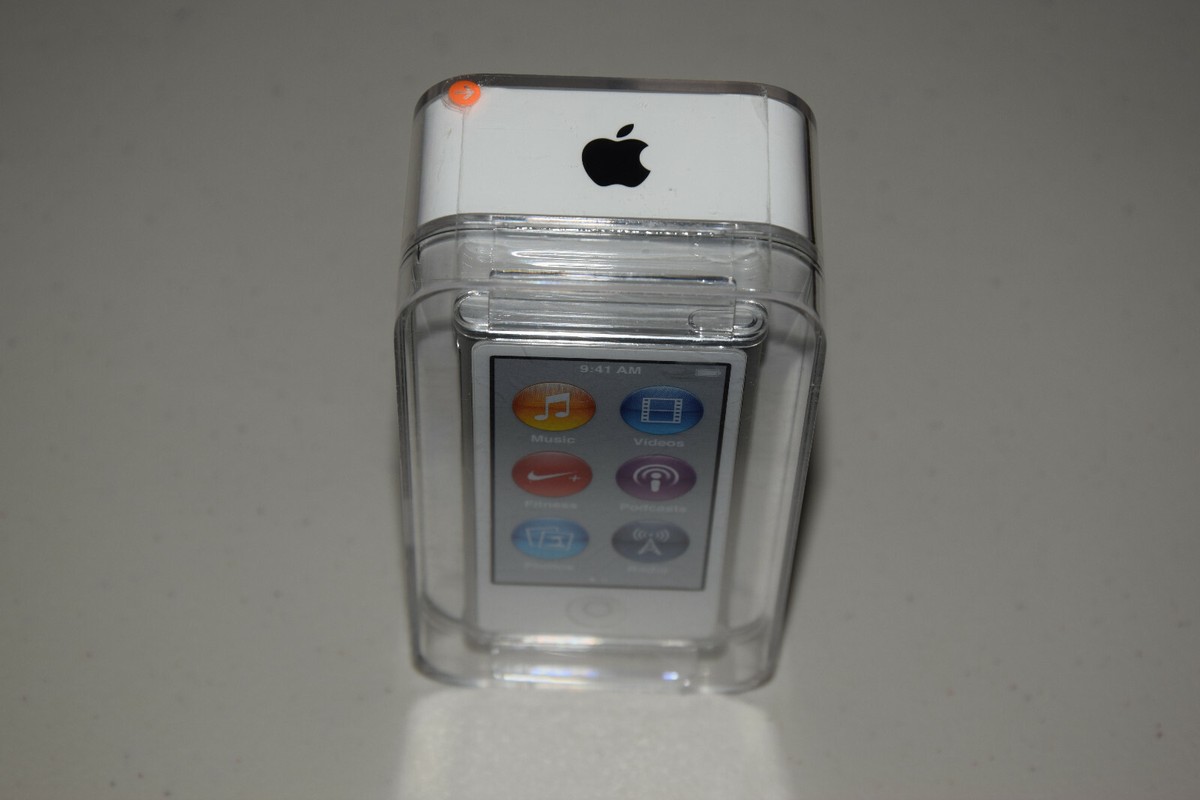 Apple iPod Nano 7th Generation 16 GB Silver MD480LL/A FM AAC