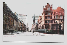NEW YORK LOOKING DOWN FIFTH AVENUE AT BEAUTIFUL OLD BUILDINGS  POSTCARD (E-35)