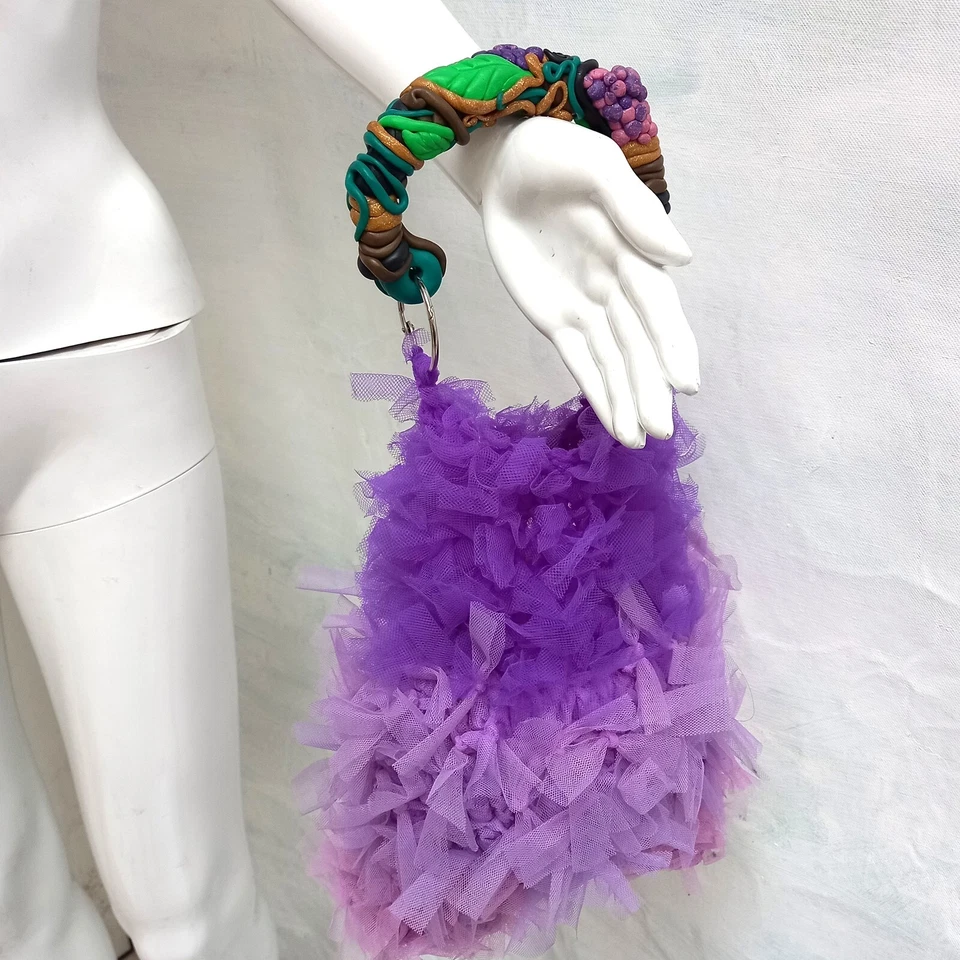 woman bag original accessories shoulder strap hand handle satchel handbag design - Image 2 of 4