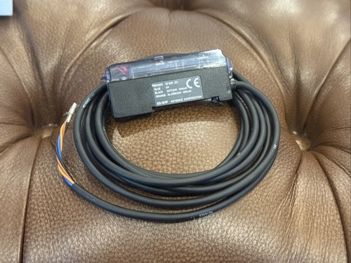 NEW SURPLUS Keyence ES-M1P Separate Amplifier Proximity Sensor FAST SHIPPING - Picture 6 of 10
