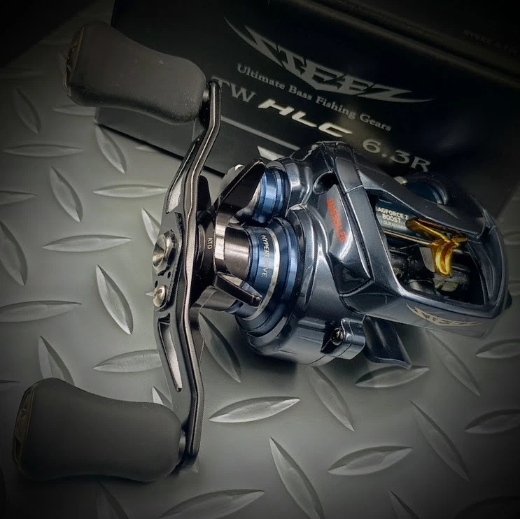 DAIWA【21 STEEZ A TW HLC 6.3R】R-H 6.3:1 GR Used Baitcasting Reel "M"cond. W/Box - Image 2 of 4