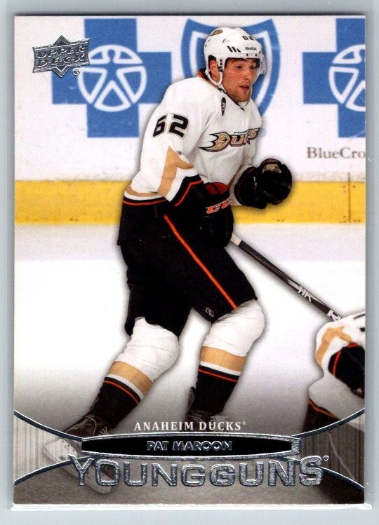 2011-12 Upper Deck Series 2 Young Guns #451 Pat Maroon Rookie Anaheim Ducks RC