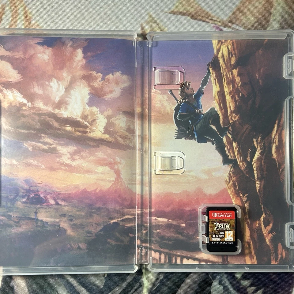 The Legend of Zelda: Tears Of The Kingdom + Guida Libro Ufficiale, foto 2 di 5