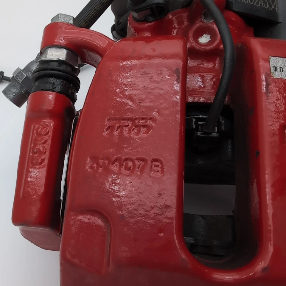 Pinza de freno trasera derecha BMW X3M X4M X5 X6 2019-2025 con motor rojo M-Sport Foto 4 de 4