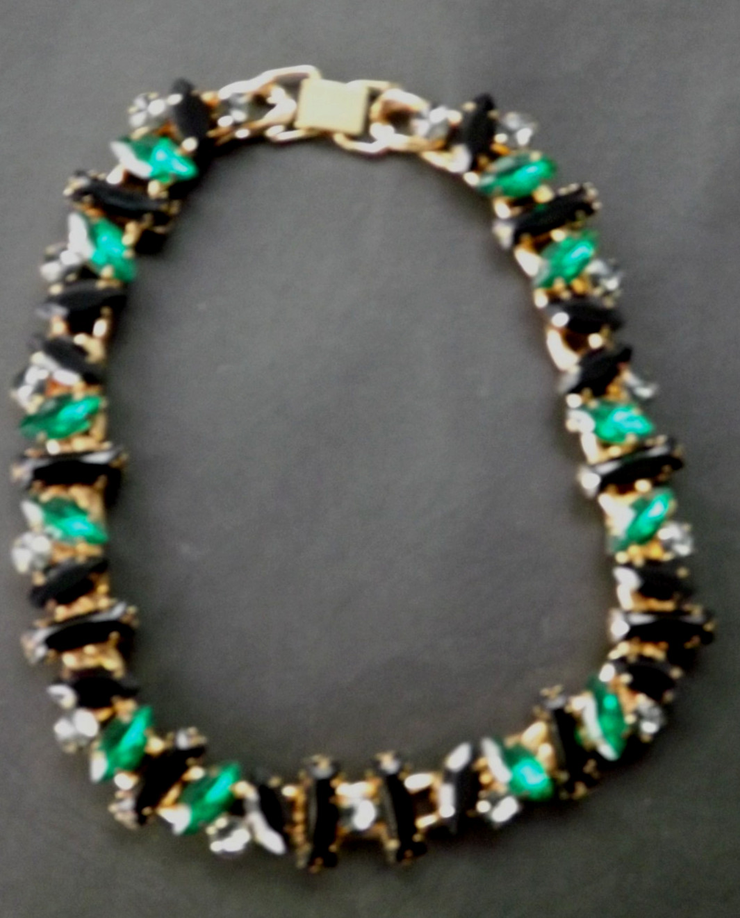 Statement embellised gold tone chocker collar set… - image 1