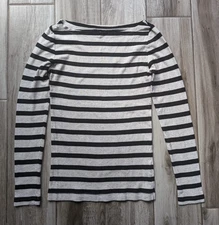 Gap Women’s Favorite Long Sleeve Shirt XS Black White Striped Crewneck Tee