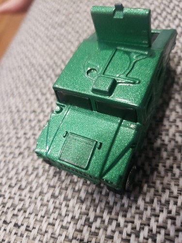 1994 Matchbox Green Military Humvee - Picture 2 of 5