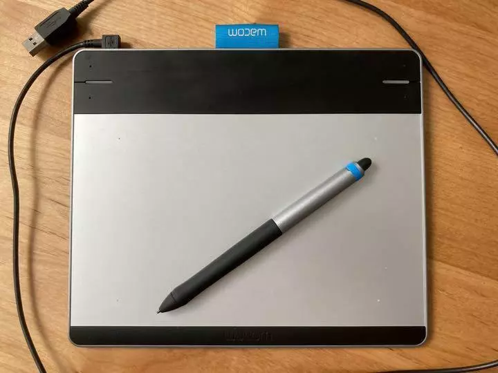 Wacom cth 480 deals