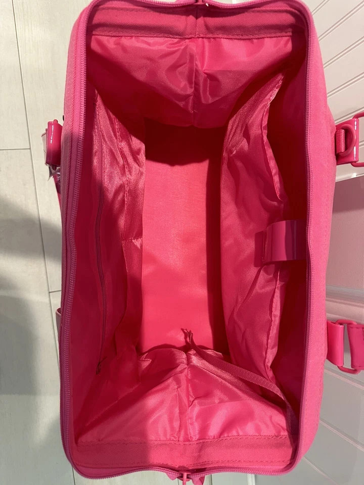 SOLD OUT 🩷 Beis x Barbie Pink Mini Weekender Bag Béis 🩷NWT - Image 2 of 4
