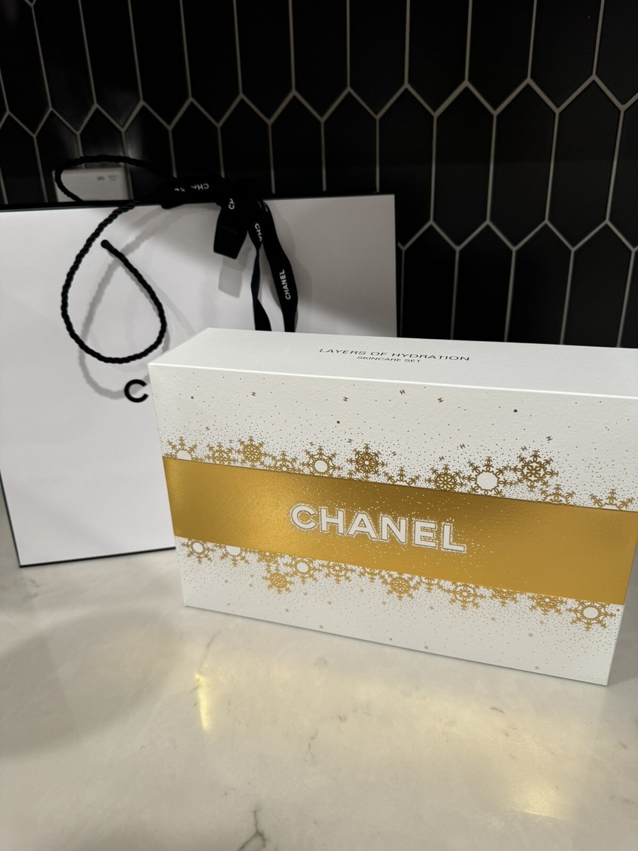 Chanel 2024 Holiday Gift Set Skin Care Set “Layers of