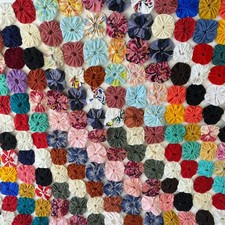 Vintage Yoyo Quilt Handmade Decor Table Topper Runner CottageCore 36  x 24  