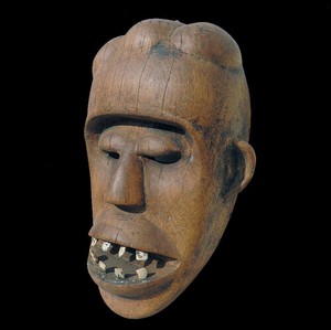 an-old-antique-authentic-african-mask-from-the-dan-tribe-9