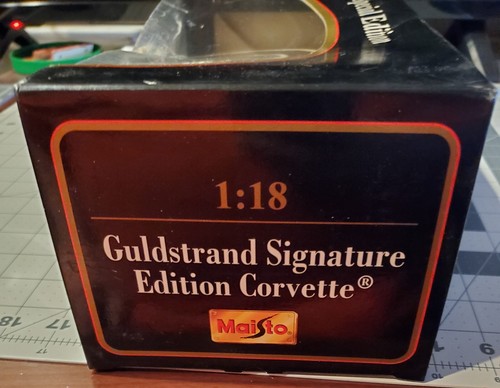 VTG MAISTO 1:18 GULDSTRAND SIGNATURE EDITION CORVETTE GOLD 31657 - Picture 14 of 15