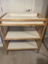 Baby Changing Table with Undershelf Storage and Changing Mat. White.