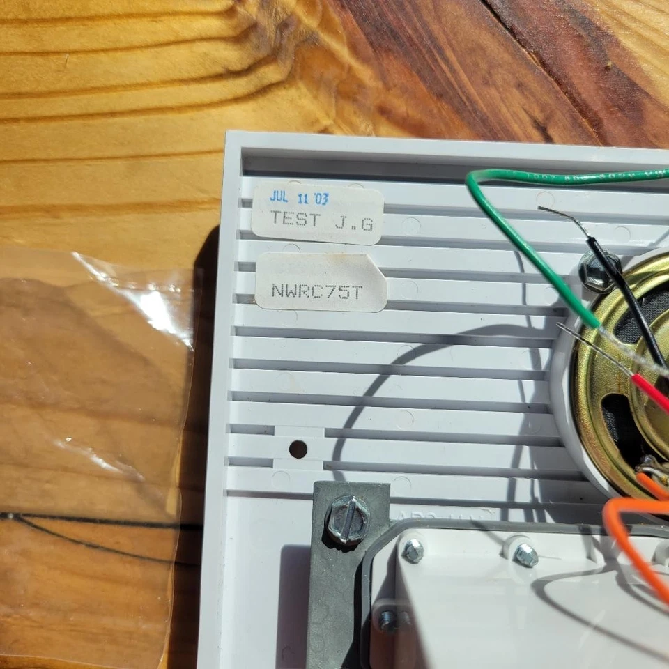 M&S Audio NWRC75T (blanco) - Retro-ajuste para MC702 (se adapta a MRC, MERC, SMERC) - NUEVO EN CAJA Foto 3 de 4