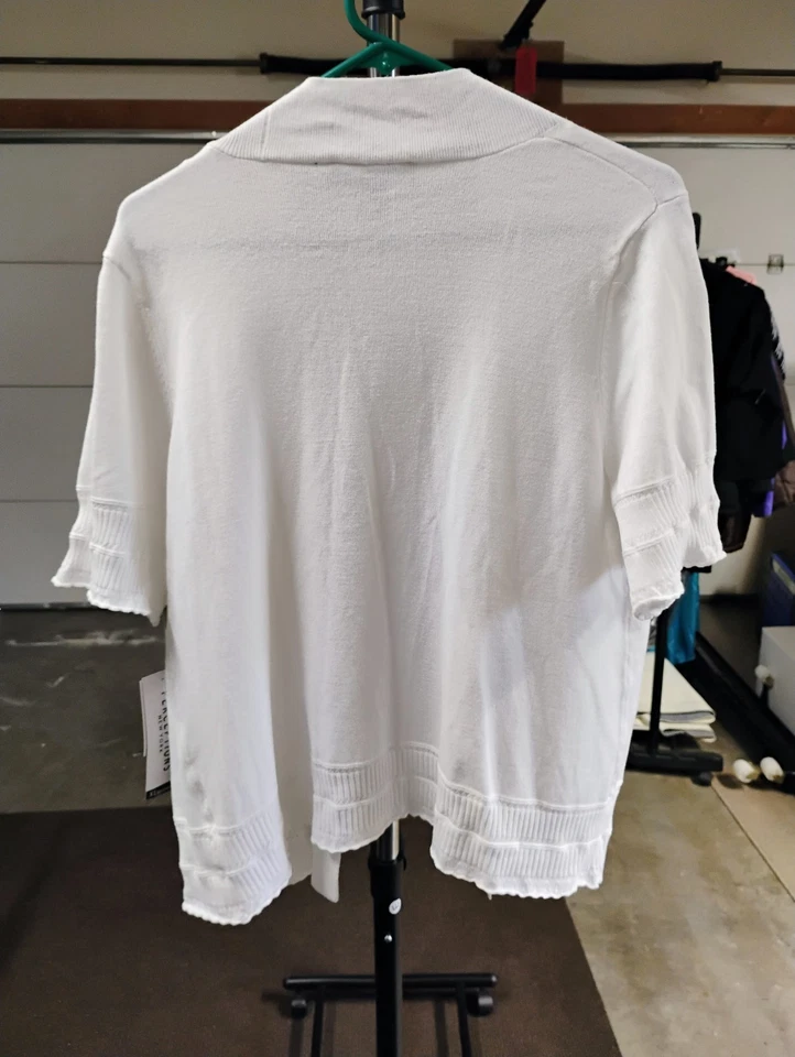 Blusa blanca Perception XL y top negro LBW X. Ambos nuevos, se venden como unidad. Foto 2 de 4