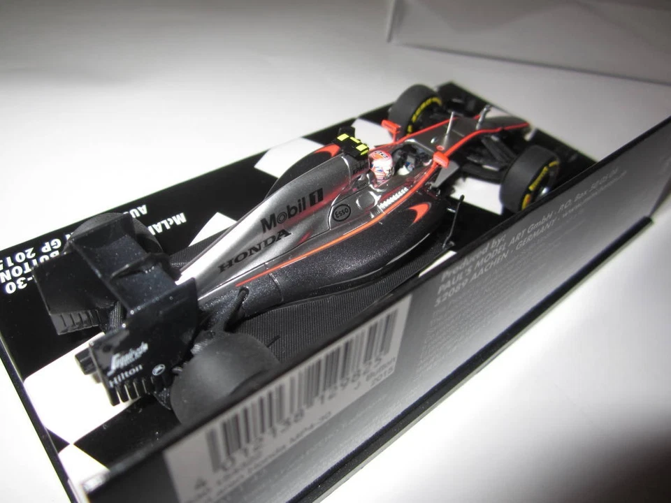 PMA Minichamps 1/43 McLaren MP4-30 2015 Australian GP #22 Jenson Button - Bild 3 von 4