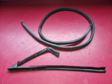 Türgummi Türdichtung rechts Mercedes R170 1707200278 1707270330 Türgummi Türdichtung rechts Mercedes R170 1707200278 1707270330