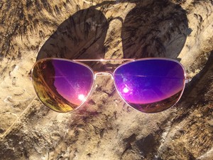 hot pink mirrored sunglasses