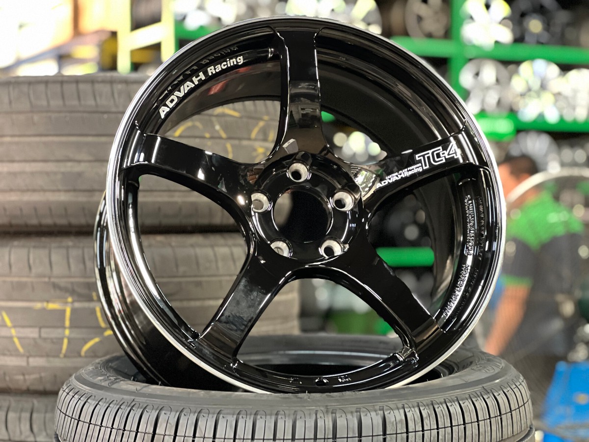 New 18x8.5J AOW TC4 Flow Formed (4 Wheel) BLACK 5x114.3 FIT HONDA