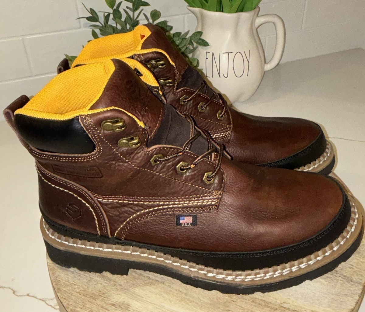 NEW- Sureway YW606WP Men's Leather Slip Resistant Round Toe Boots