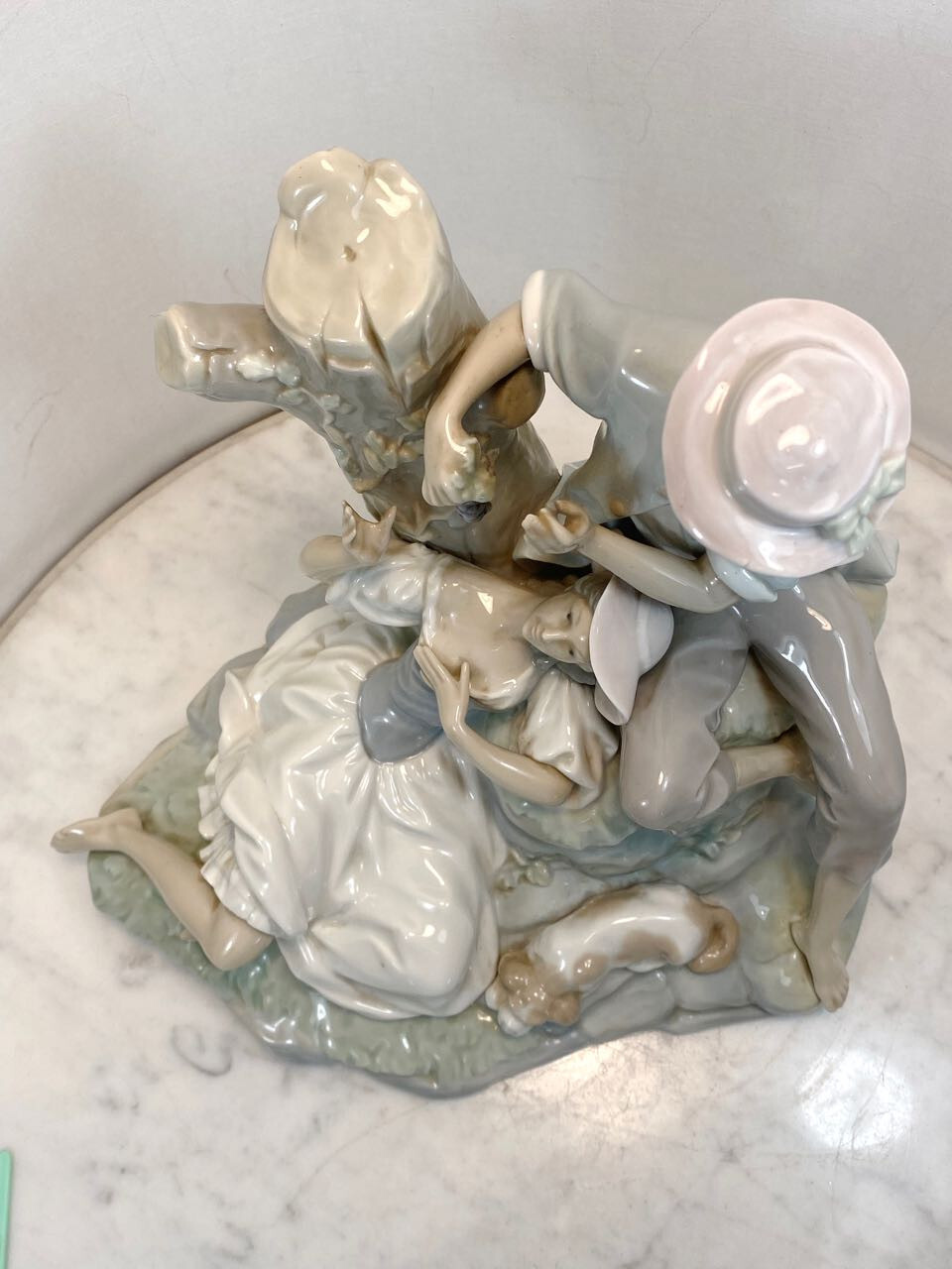 リヤドロ Lladro Romantic Pastoral Group 4662