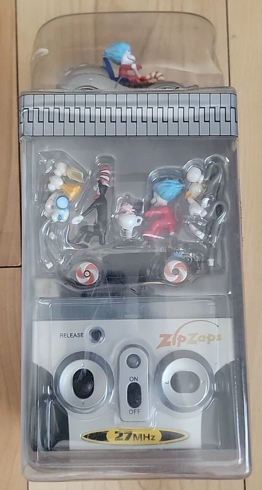 Radio Shack ZipZaps Micro RC Dr Seuss El Gato en el Sombrero - NUEVO Sellado de Fábrica Foto 3 de 4