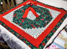 Christmas Hand Quilted Patchwork Wall Hanging TableCloth 26"X26"