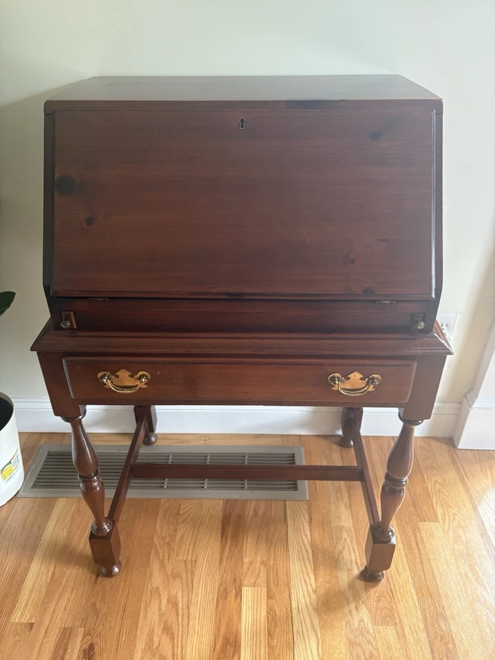 Escritorio de secretaria de oficina Sheraton vintage cereza Lexington, modelo #53102 Foto 3 de 4