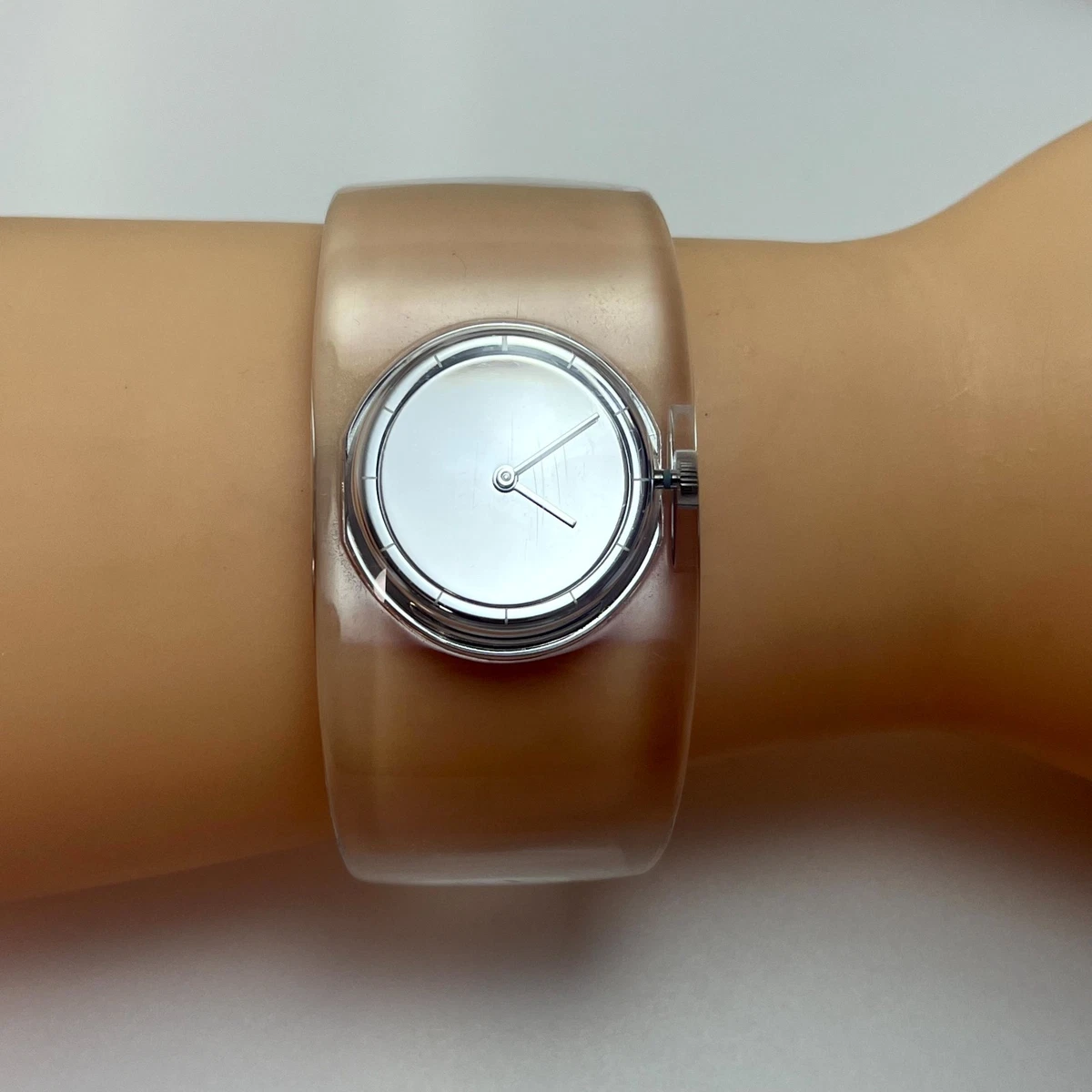 ISSEY MIYAKE O 腕時計 (ジャンク品) Amazon.co.jp: ISSEY MIYAKE