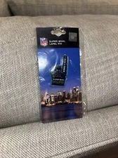 NFL Super Bowl (48) XLVIII - "I WAS THERE" Foam Finger Style Lapel Pin 